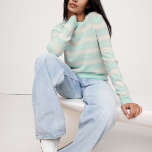 Lightweight Cashmere Crew-Neck Sweater