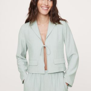 Crinkle Tie-Front Cropped Blazer